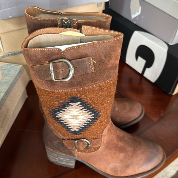 BORN Women's Triana Brown 9.5 boots brand new - Picture 5 of 8